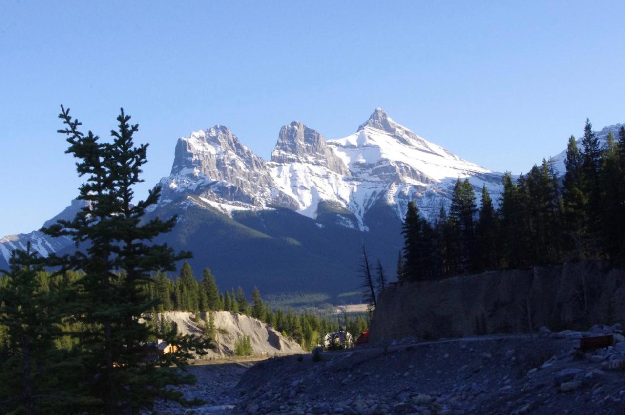 Apartment 411, Antique Heritage Canmore Bagian luar foto