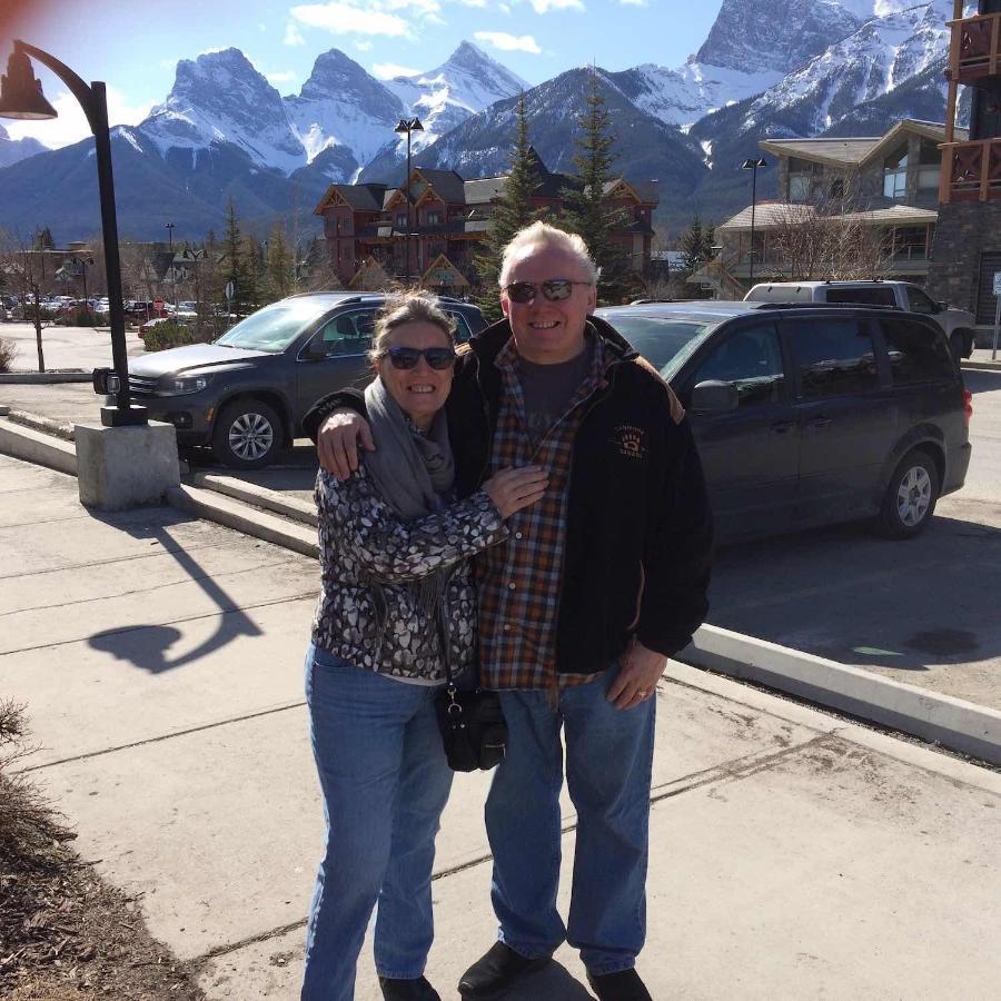 Apartment 411, Antique Heritage Canmore Bagian luar foto