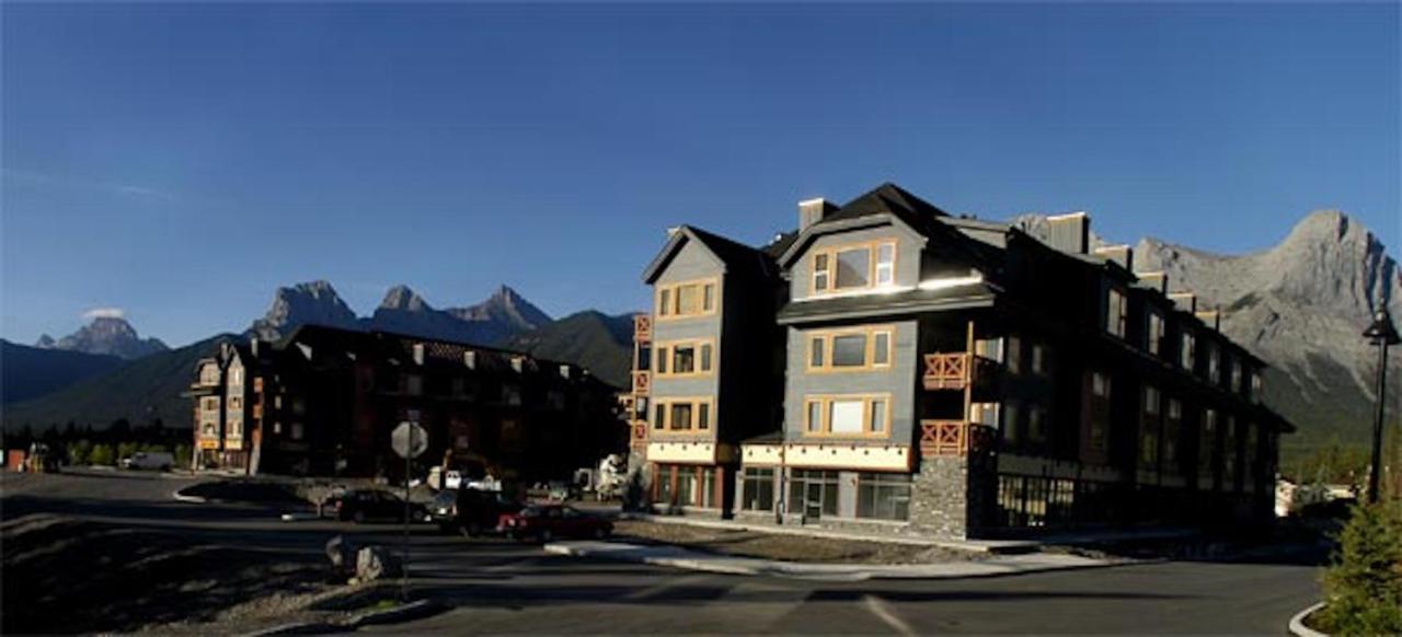 Apartment 411, Antique Heritage Canmore Bagian luar foto